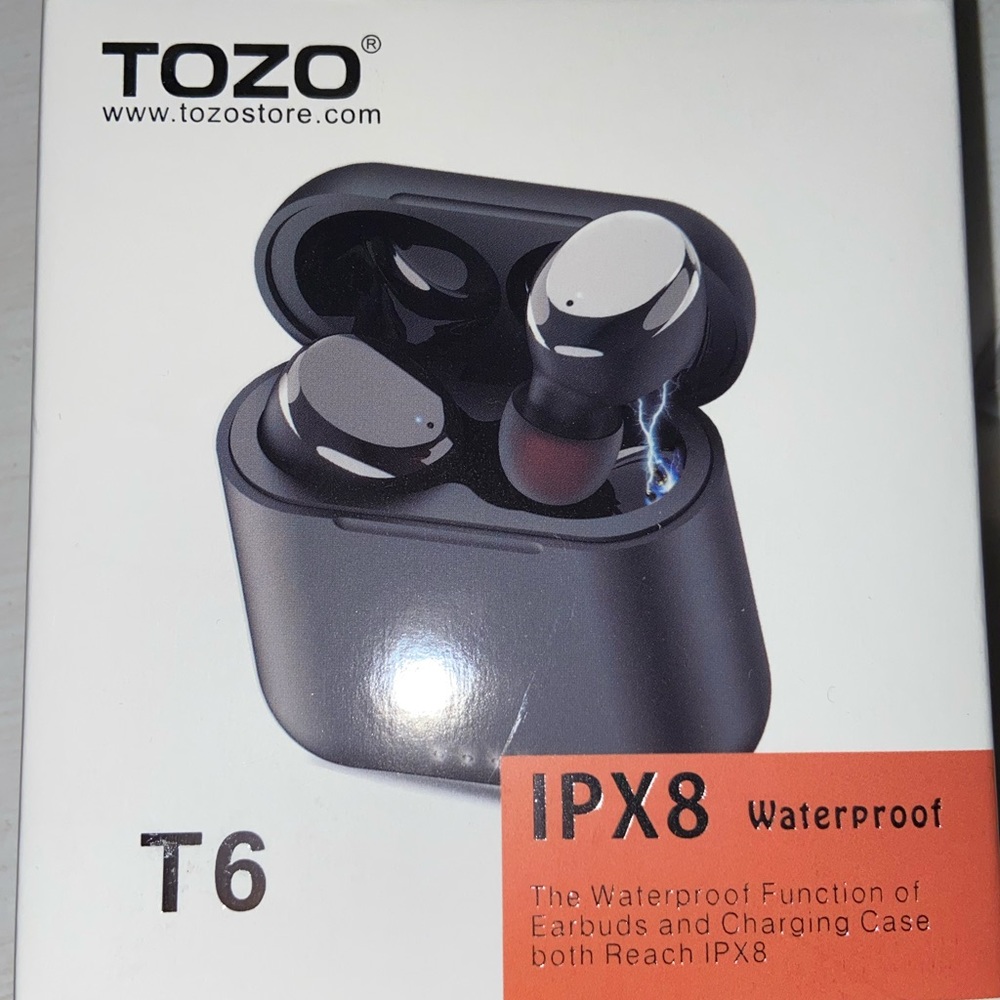 Wireless Earbuds - image 1